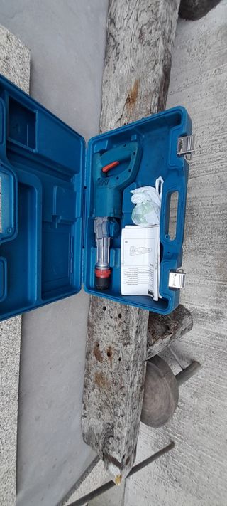 Taladro percutor Makita HK0500