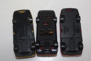 3 auto Ferrari in miniatura