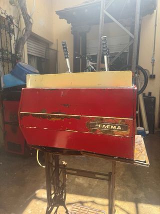 Cafetera Faema 2 brazos vintage