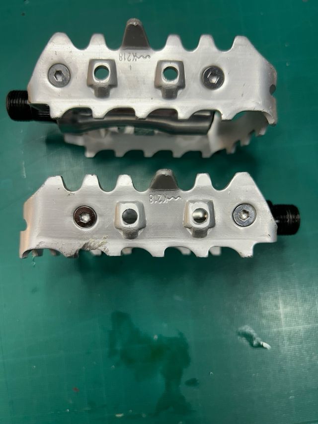 Pedales bicicleta de aluminio