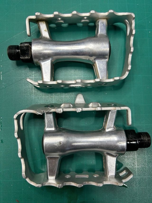 Pedales bicicleta de aluminio