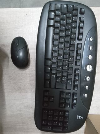 Teclado y ratón Logitech inalámbricos