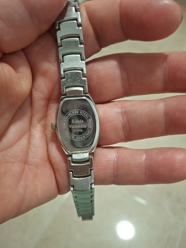 9 relojes pulsera vintage.10€ todos.