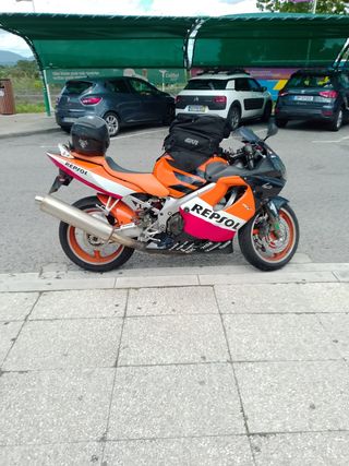 Honda CBR 600F Repsol - Moto