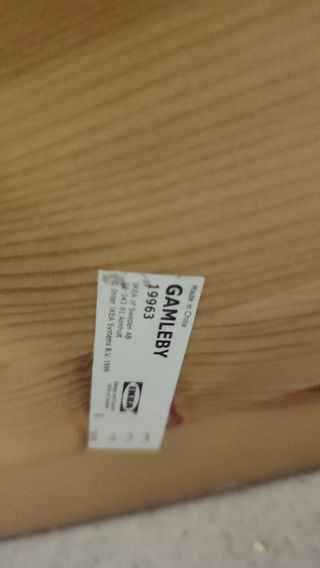 Alacena de madera de Ikea