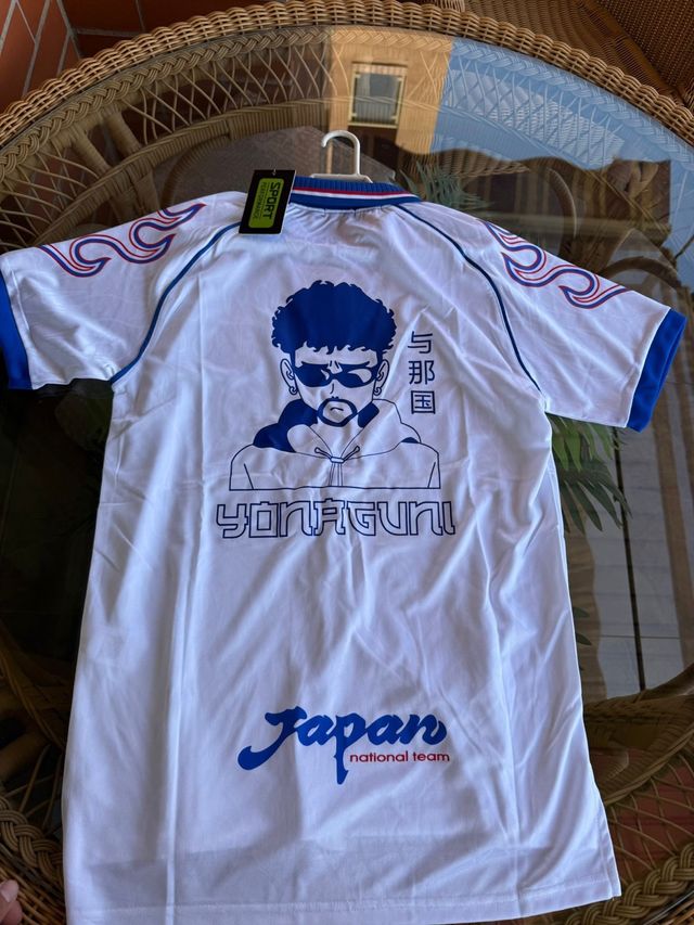 Camiseta Bad Bunny x Japón Asics
