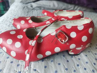 Zapatos Flamenco lunares rojos -talla 31