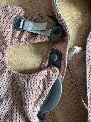 BabyBjorn Mini Porta Bebé - Malla Aireada