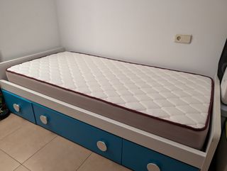 Cama individual con colchón