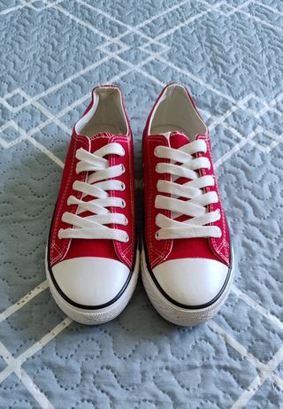 Zapatillas Tipo Converse - Talla 38