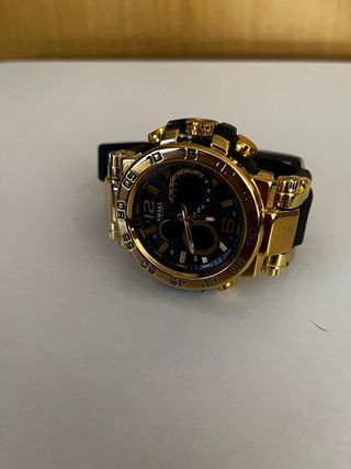 Reloj SMAEL dorado