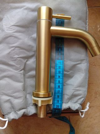 Grifo monomando dorado