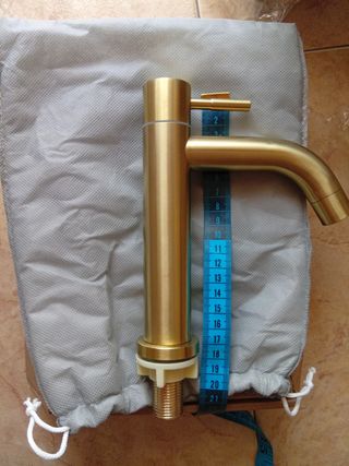 Grifo monomando dorado