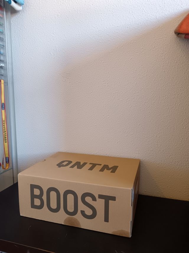 Yeezy QNTM Amber Tint