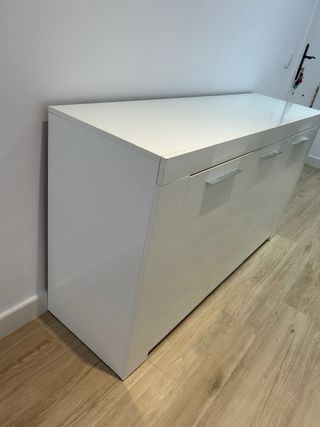 Mueble aparador blanco