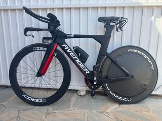 Bicicleta Triatlón AVENGER TTm6