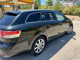 Toyota Avensis 2010