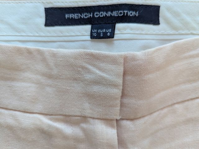 Pantalón lino French Connection M