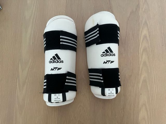 Espinilleras Adidas WTF Blancas - M