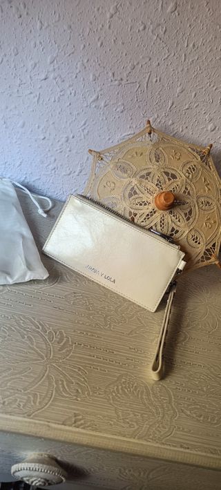 Monedero Bimba y Lola color crema 