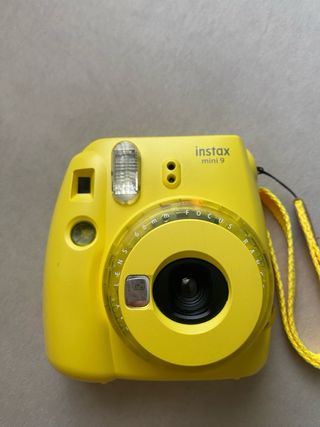 Instax Mini 9 Amarilla