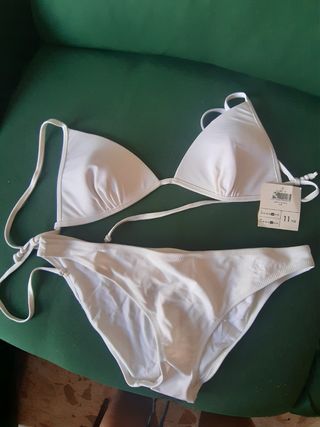 Bikini blanco talla 46-48 sin estrenar