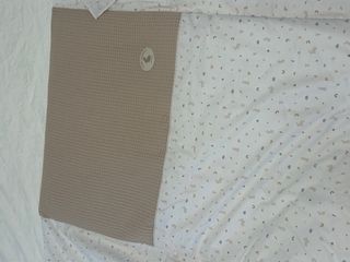 Ropa cuna bebé - beige
-Edredón
-Chichonera
-Cojín