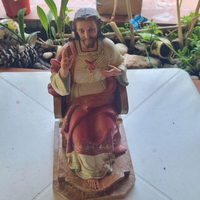 Figura Sagrado Corazón Jesús sello Olot auténtica