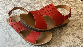Sandalias de cuña rojas, talla 39. Como nuevas