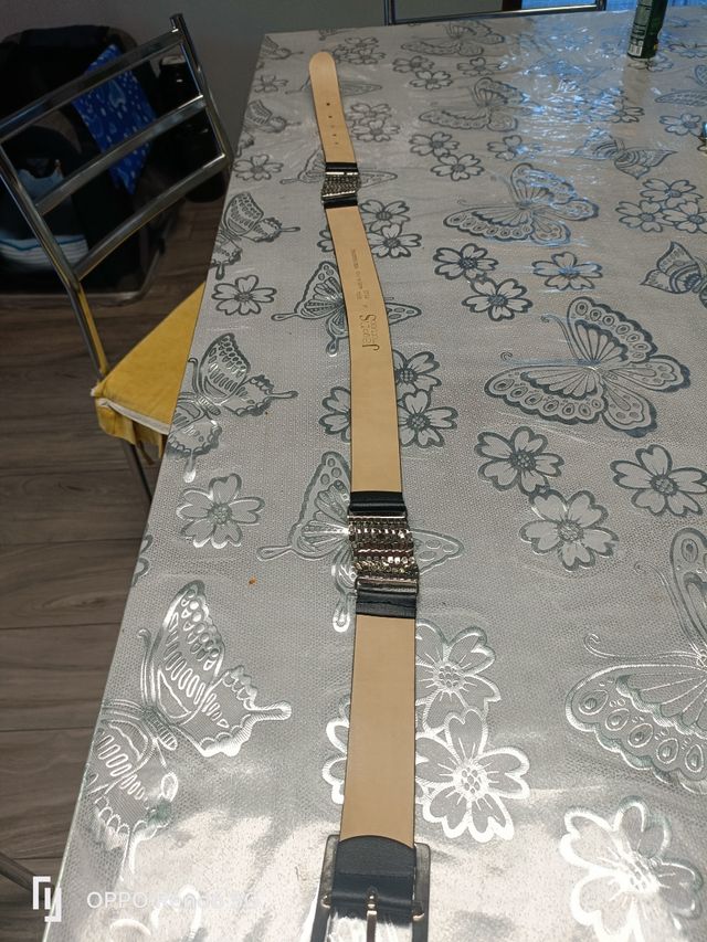 Cintura nera con strass