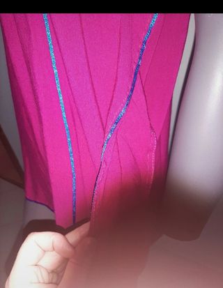 Maglia etnica ricamata rosa e blu