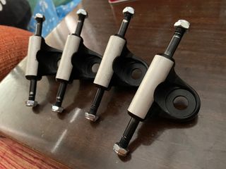 4 Trucks BONT Roller Skate - Nuevos