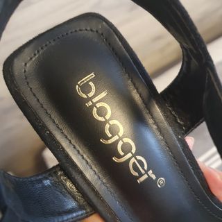 Sandalias mujer tacón negro brillantes