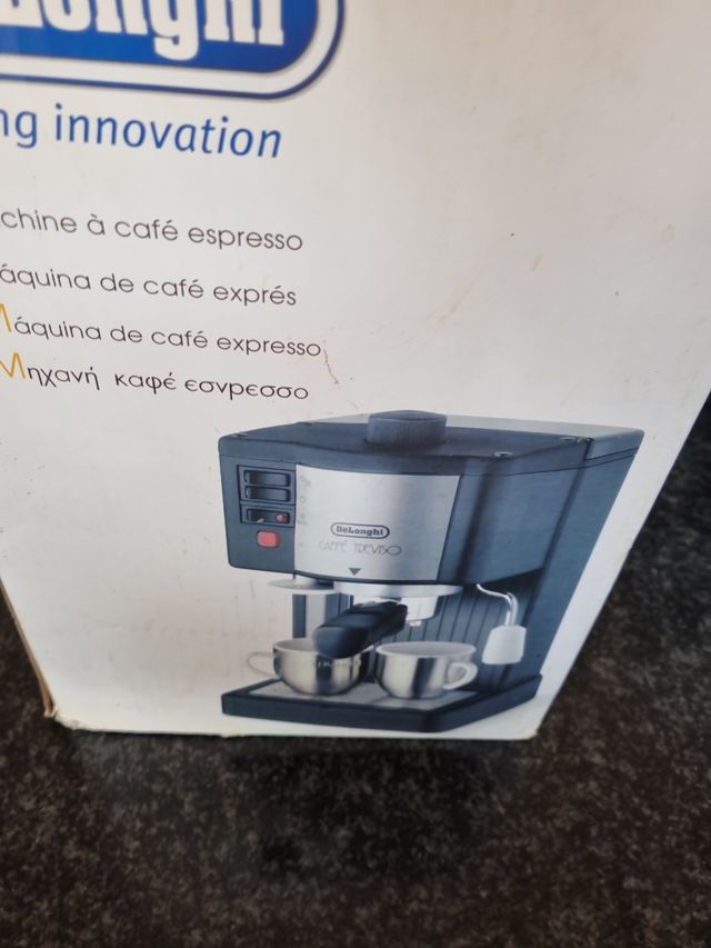 Cafetera Espresso DeLonghi
