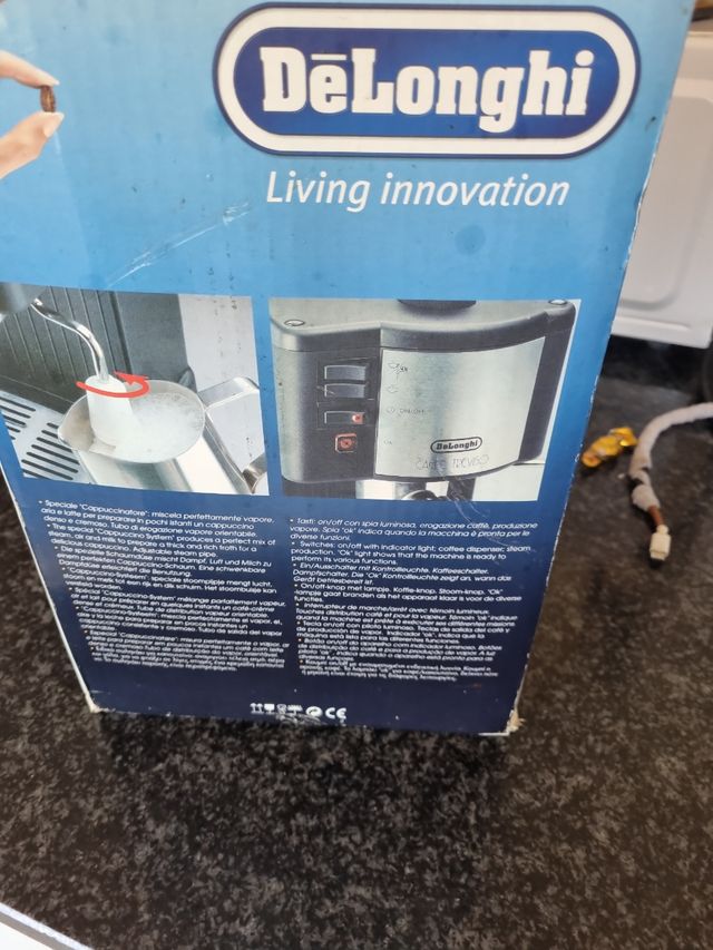 Cafetera Espresso DeLonghi