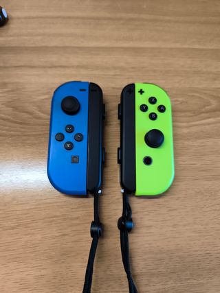 Mandos Nintendo Switch Joy-Con (2) Azul y amarillo