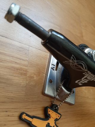 Eje skateboard vintage royal alvarez 5.0. Sin usar