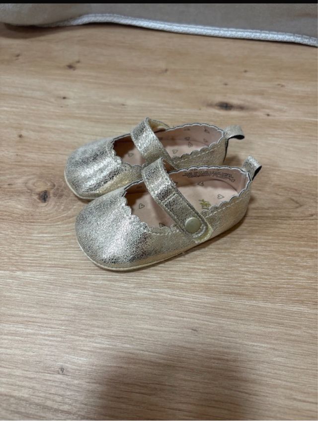 Zapatos bebe niña