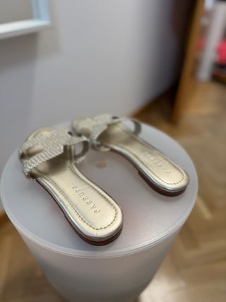Sandalias Farrutx doradas
