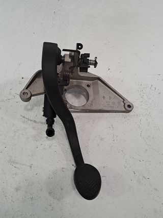 PEDAL EMBRAGUE MINI CABRIO (R52)