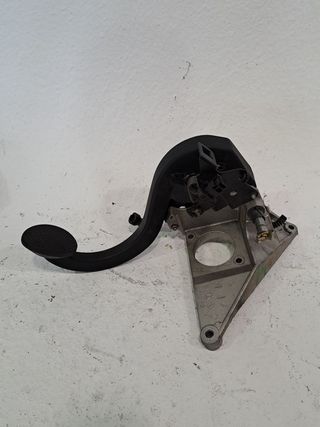 PEDAL EMBRAGUE MINI CABRIO (R52)