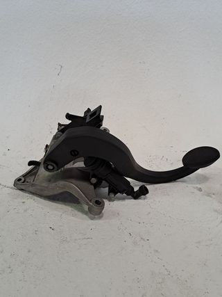 PEDAL EMBRAGUE MINI CABRIO (R52)
