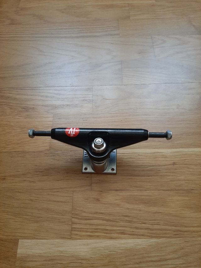 Eje Royal Alvarez 5.25" Vintage. Sin estrenar. 