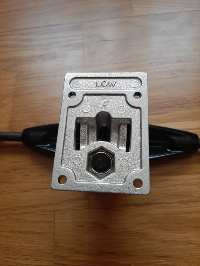 Eje Royal Alvarez 5.25" Vintage. Sin estrenar. 