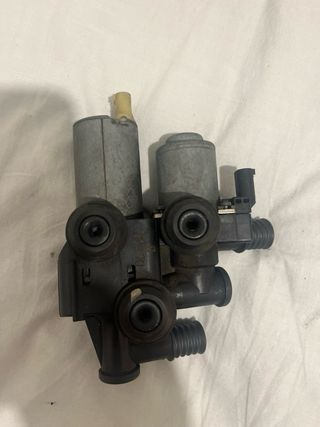 Válvula calefacción BMW X3 64118369807
