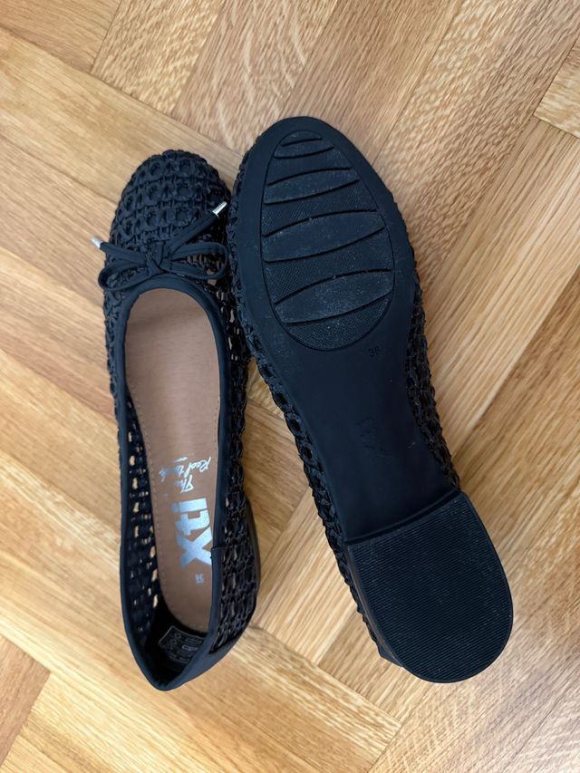 Manoletinas Xti negras - talla 38