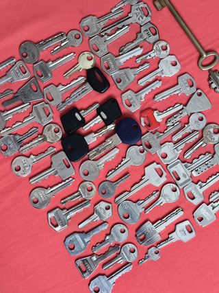 61 LLAVES HIERRO USADAS MANUALIDADES COLECCIÓN 