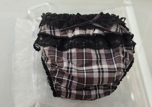 Braguita Oysho cuadros gris-negro-plata