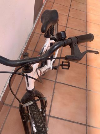 Bicicleta Rockrider 20" blanca