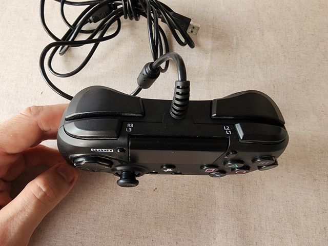 Mando oficial PlayStation HORI juegos de lucha